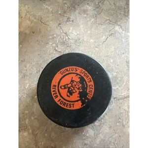 VINTAGE GUNZO'S SPORTS CENTER RIVER FOREST Hockey Puck RARE